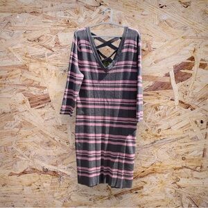 3/4 sleeves pink and gray sweater dress 👗 size 3x!